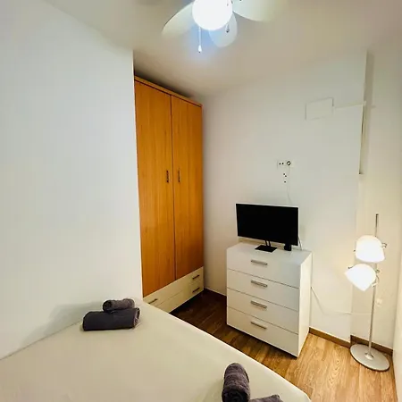 Centro Nogalera * 토레몰리노스